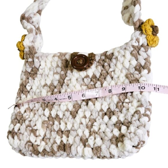 Handmade Crochet Shoulder Bag - Picture 5 of 8